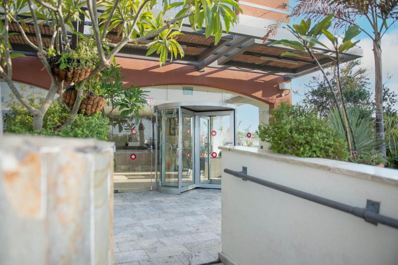 Comfort Hotel Eilat Exterior photo